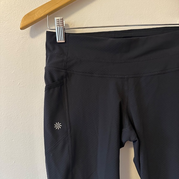 NWT Athleta Dobby Be Free Knicker Capri Leggings | Size XS - Picture 3 of 11